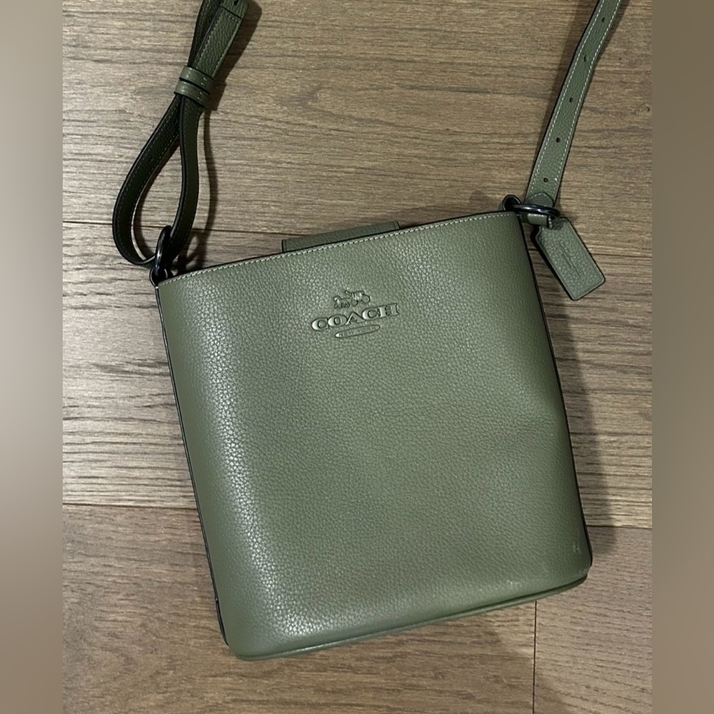 Coach Bucket Bag